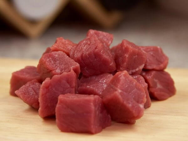 Fleisch, Hauptbestandteil beim Barfen